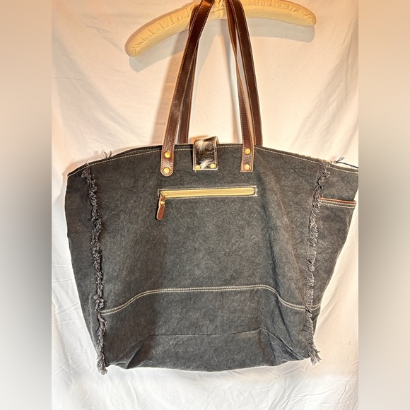 Myra Bag -Nolan Weekender Bag - Picture 2 of 7